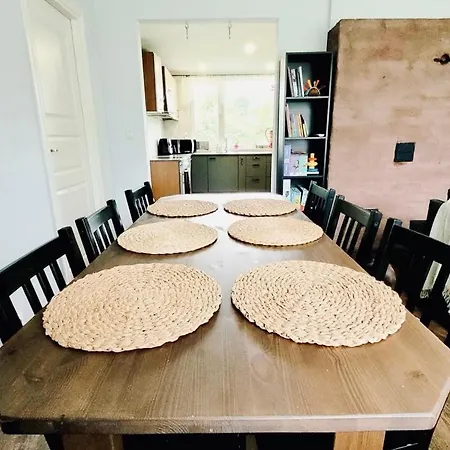 Cozy Family House With Sauna & Garden Σπίτι διακοπών *
