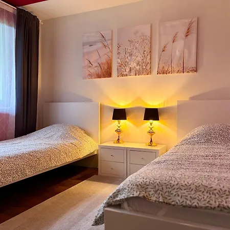 Σπίτι διακοπών Cozy Family House With Sauna & Garden